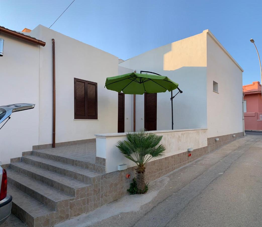 Casa Vacanze Mandriavecchia Петросино Экстерьер фото