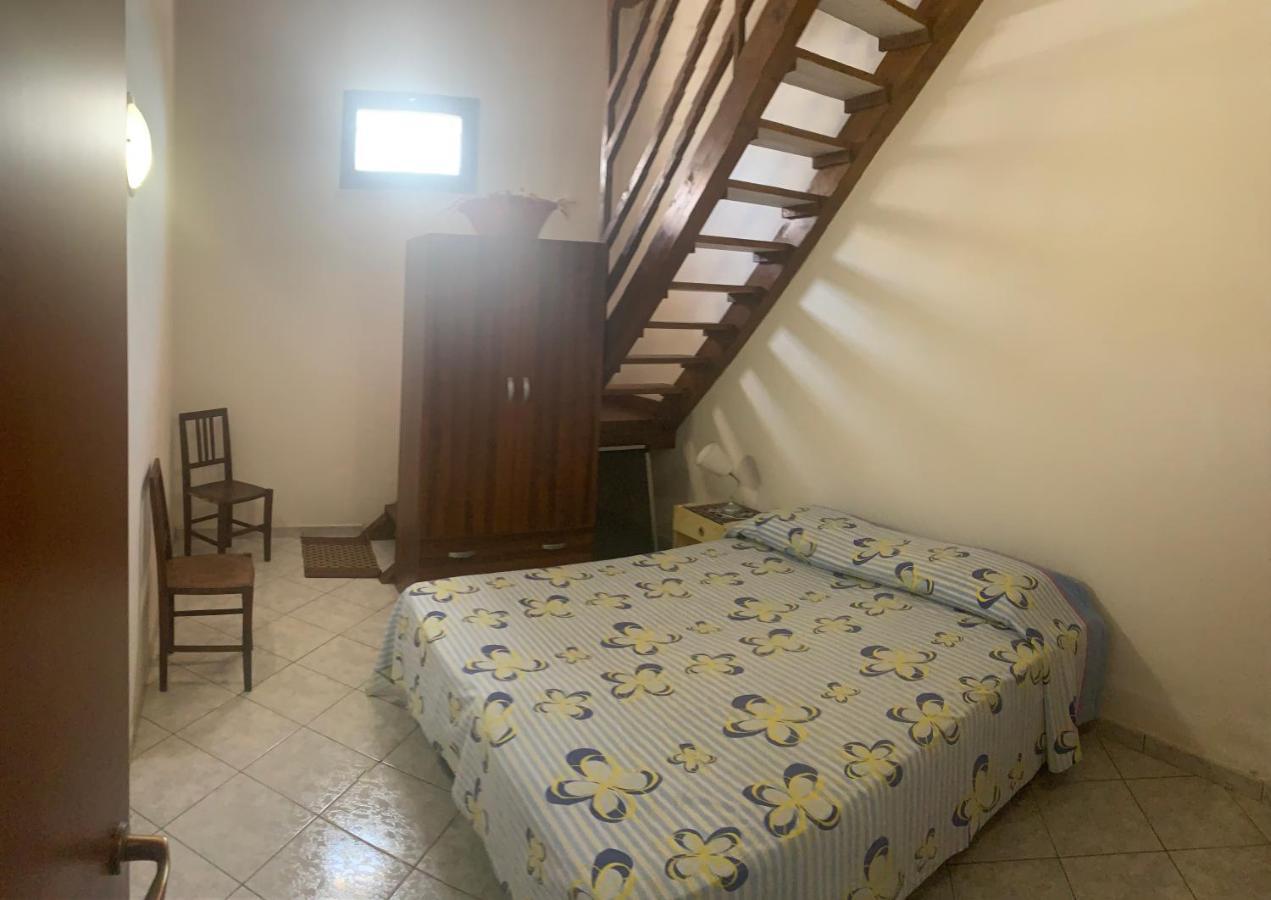 Casa Vacanze Mandriavecchia Петросино Экстерьер фото